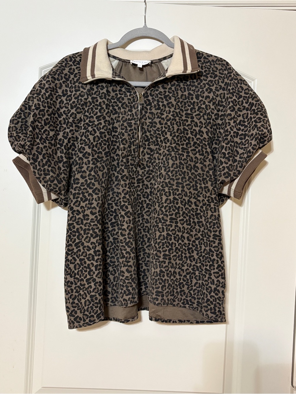 Entro Short Sleeve Leopard Print Shirt